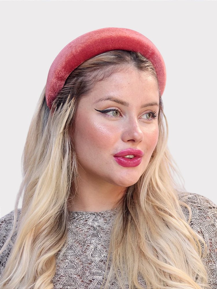 Tiara Acolchoada Ophelia - Acessório de Cabelo Sofisticado e