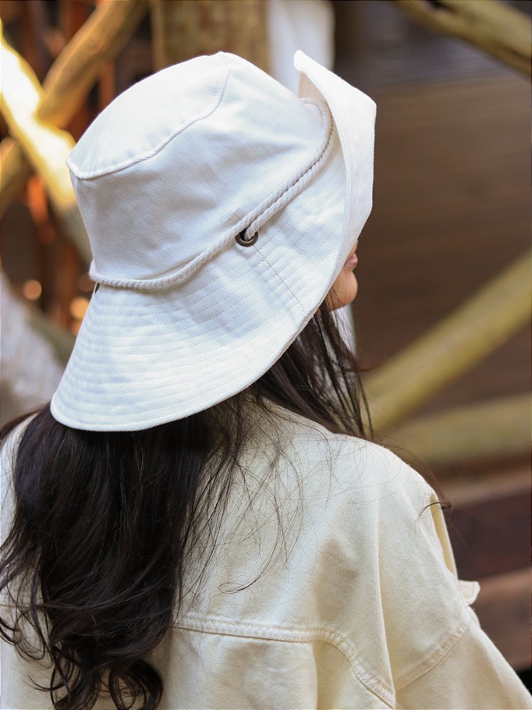 Bucket Hat Sarja Off White com Cordão - G. Offer® Acessórios