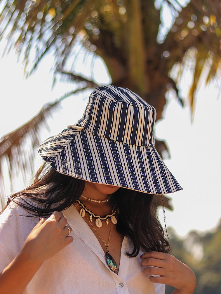 Bucket Hat Dupla Face Listrado Azul com Cordão - G. Offer® Acessórios