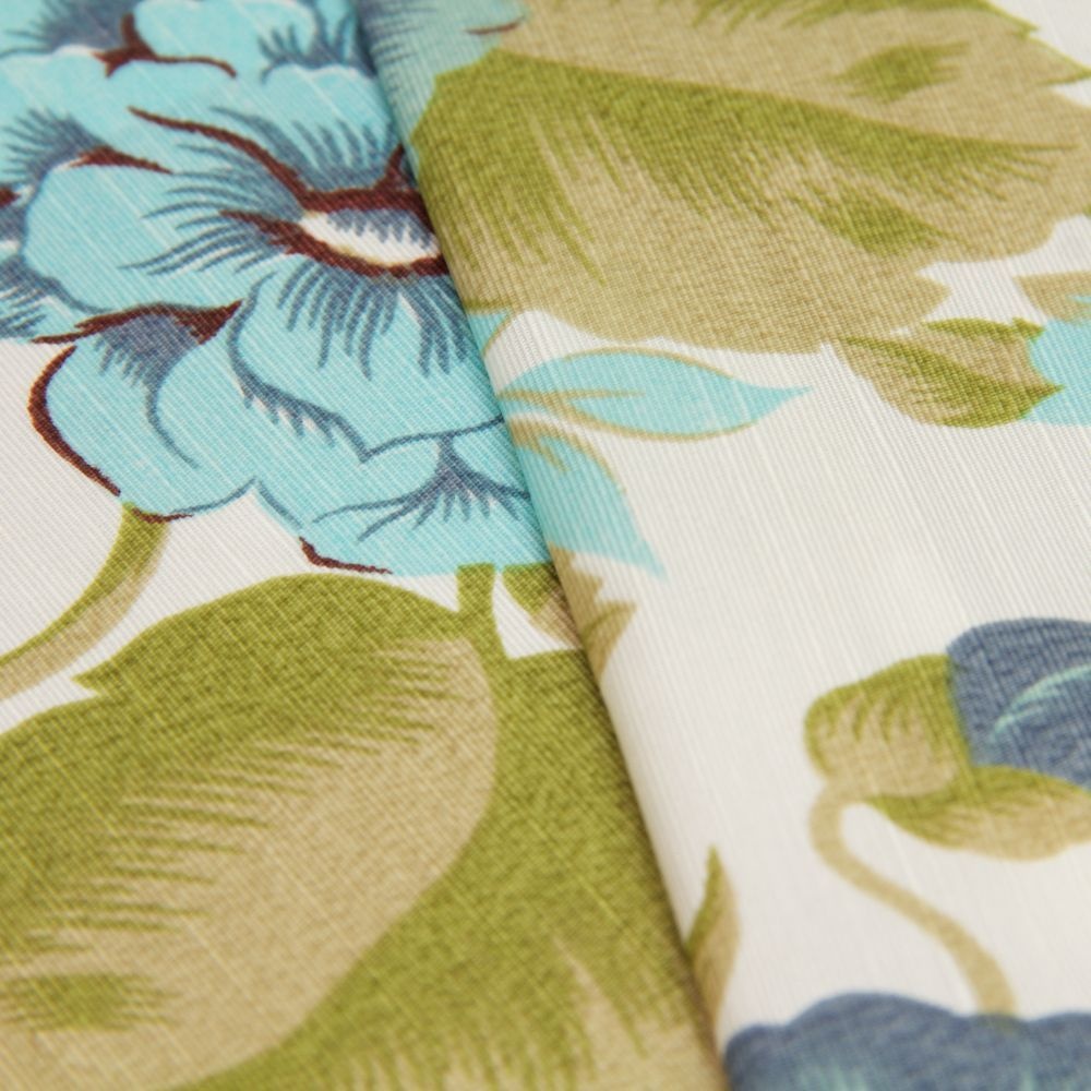 sofa verde floral tecido floral tons de azul e verde fundo creme sofa verde floral tecido floral tons de azul e verde fundo creme