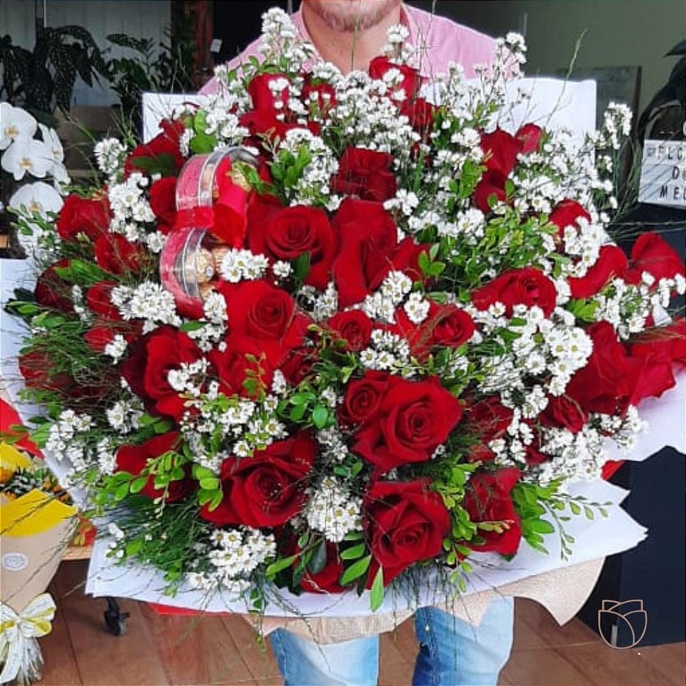 Super Buquê com 50 Rosas Colombianas | Floricultura em Águas Claras -  Floricultura Flores da Mel