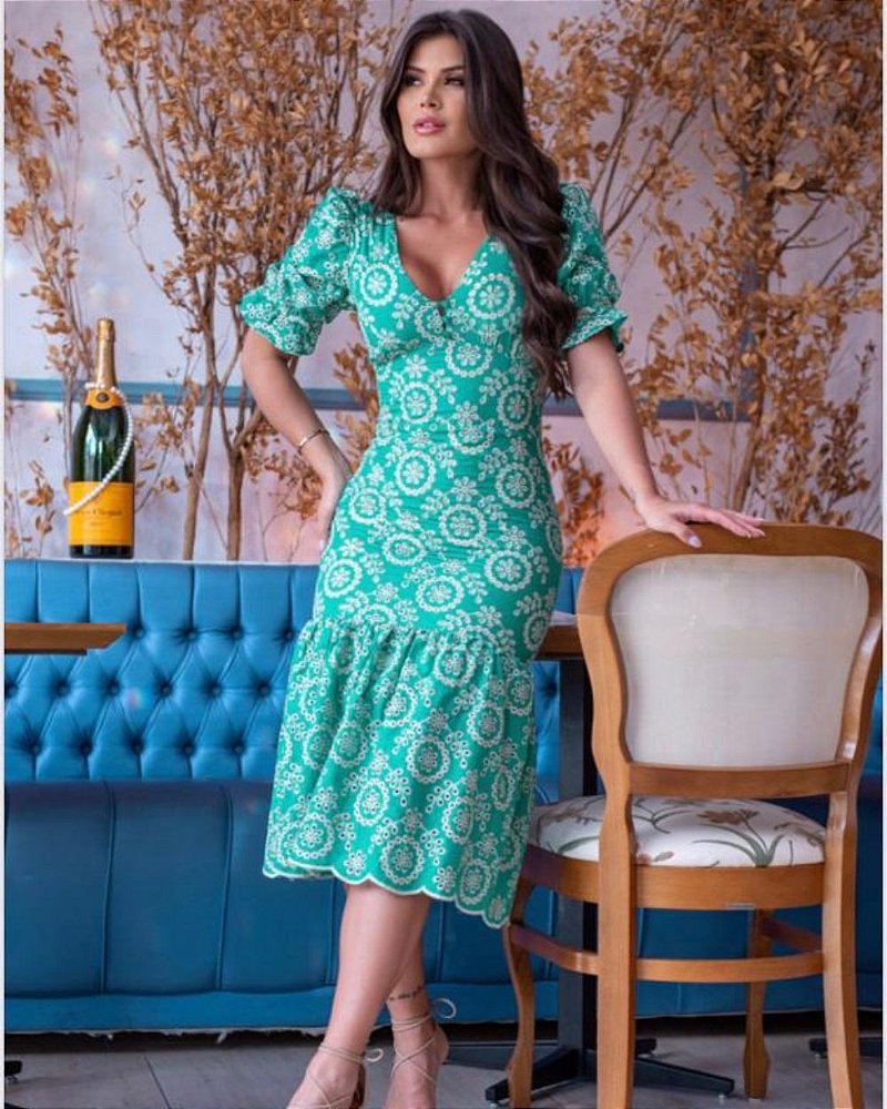 Vestido Midi Laise Decote V Verde - Albuquerque Boutique - Moda Feminina.
