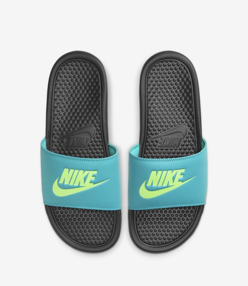 chinelo nike aqua