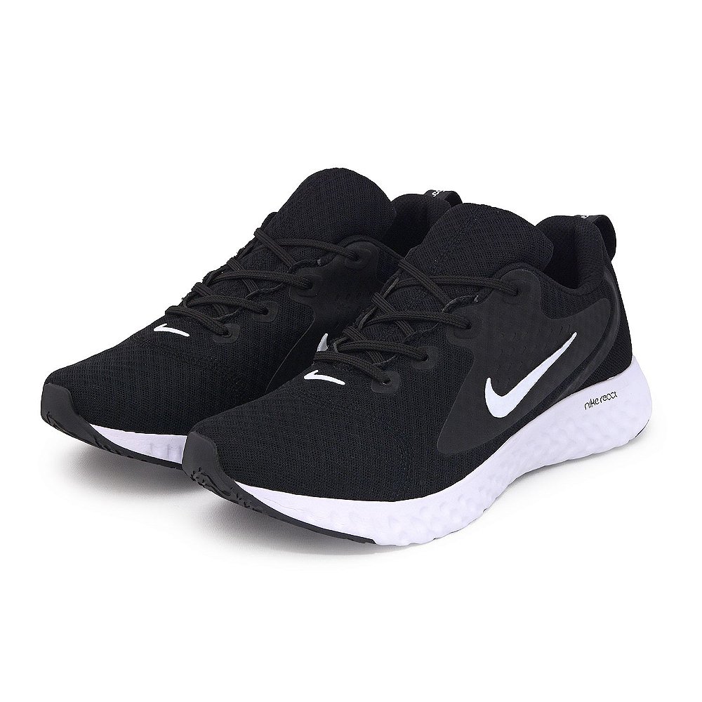 nike legend react branco
