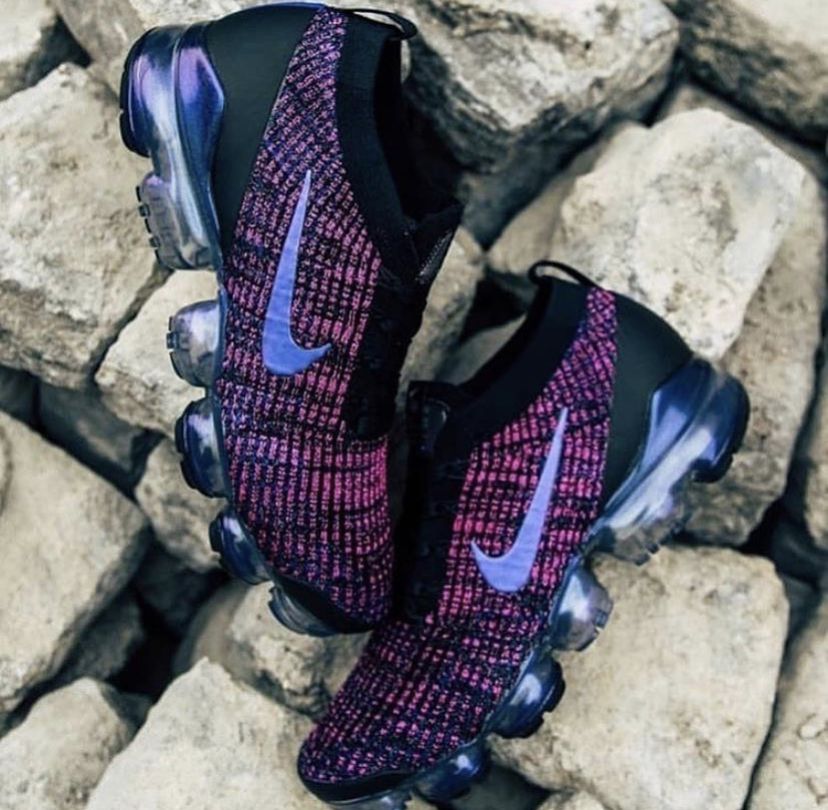 nike vapormax preto e roxo