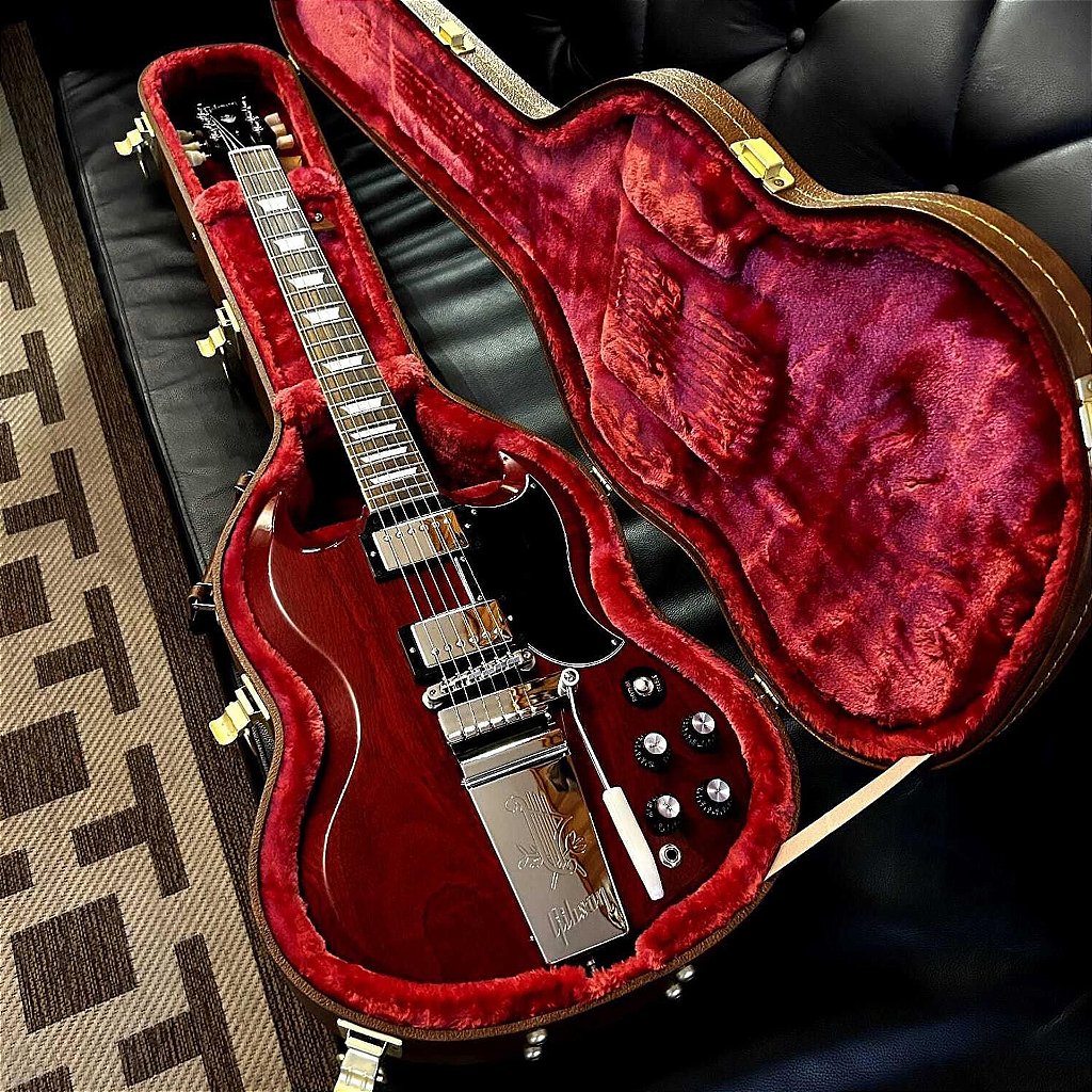 GUITARRA GIBSON SG STANDARD 61' MAESTRO VIBROLA VINTAGE CHERRY