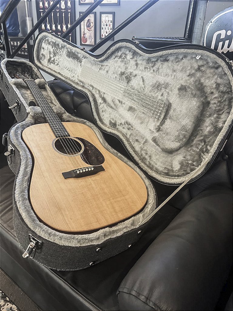 VIOLAO ELETROACUSTICO MARTIN DX1AE SOLIDO FOLK COM HARD CASE