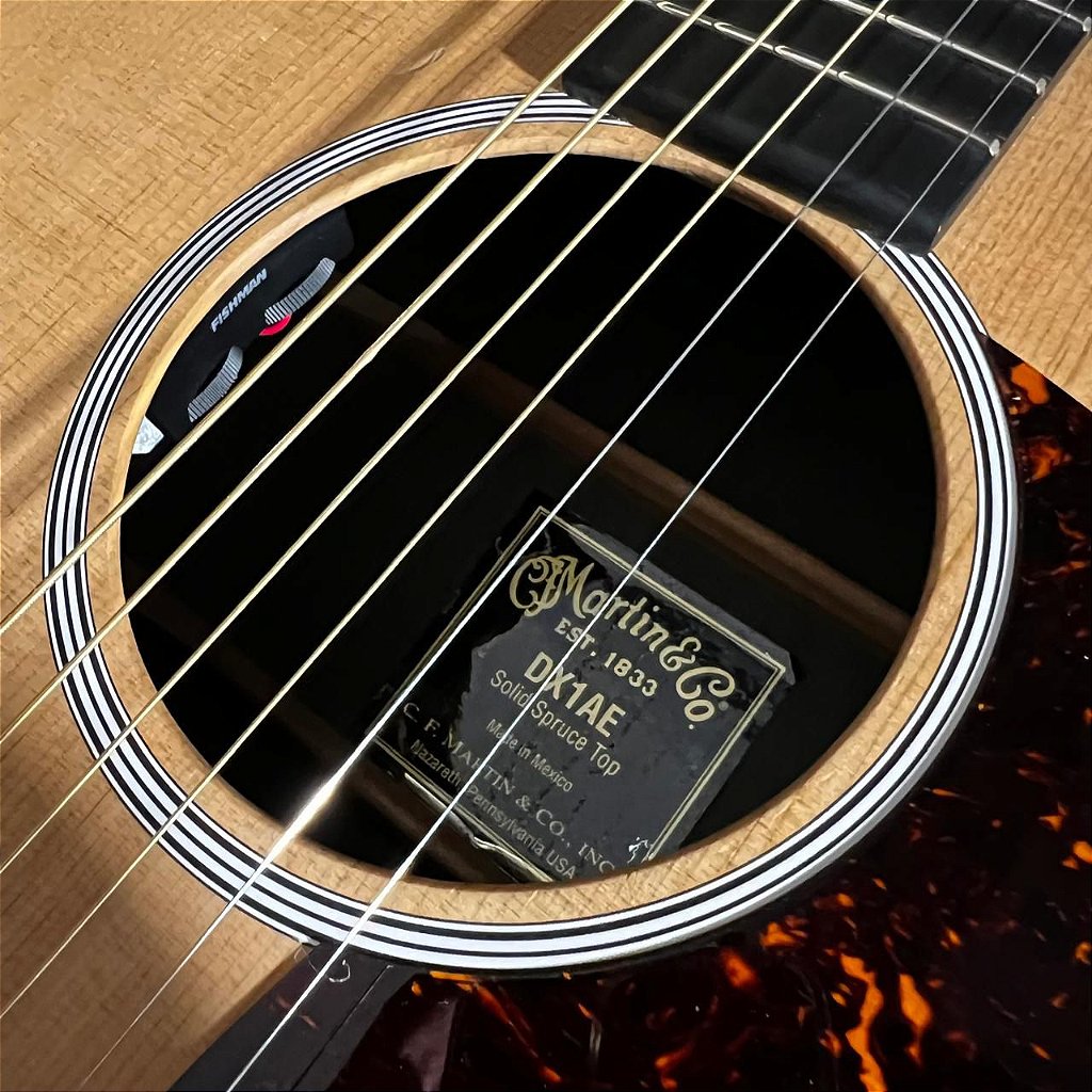 VIOLAO ELETROACUSTICO MARTIN DX1AE SOLIDO FOLK COM HARD CASE