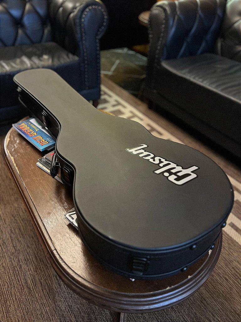 GIBSON LES PAUL CLASSIC EBONY 2022 (SEMINOVA ) - Musical RIFF