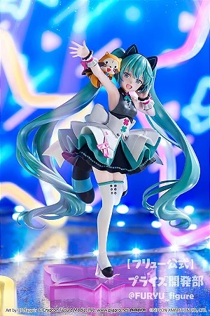 Exceed Creative Figure Hatsune Miku Araiguma Rascal - Treasure box