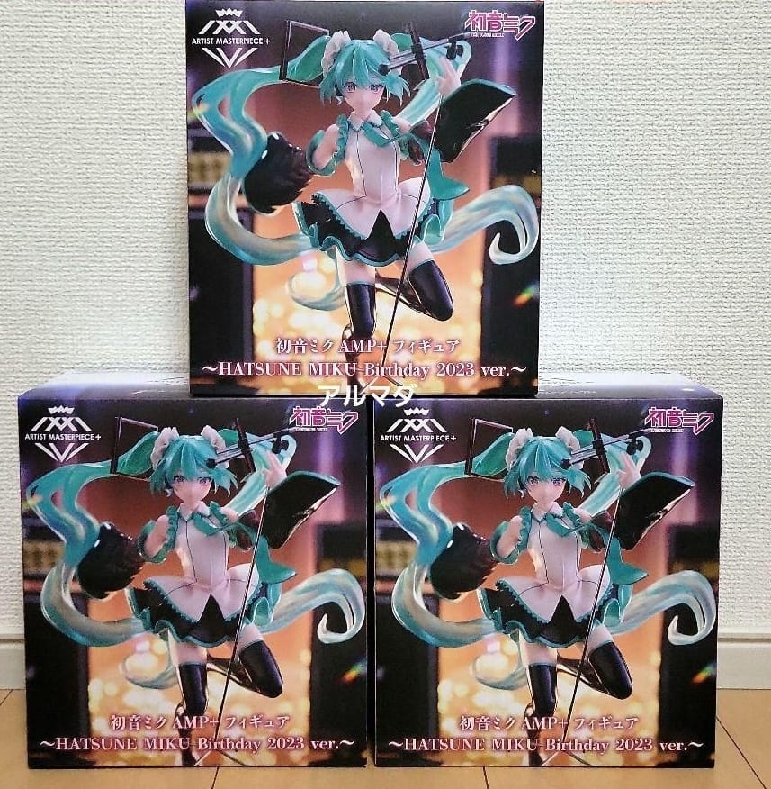 Vocaloid AMP+ Hatsune Miku (Birthday 2023 Ver.) Figure - Treasure box