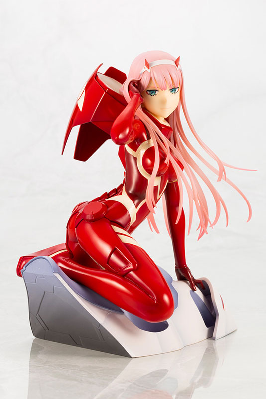 るなくぅ DARLING in the FRANXX Zero Two 1/7 Complete Figure
