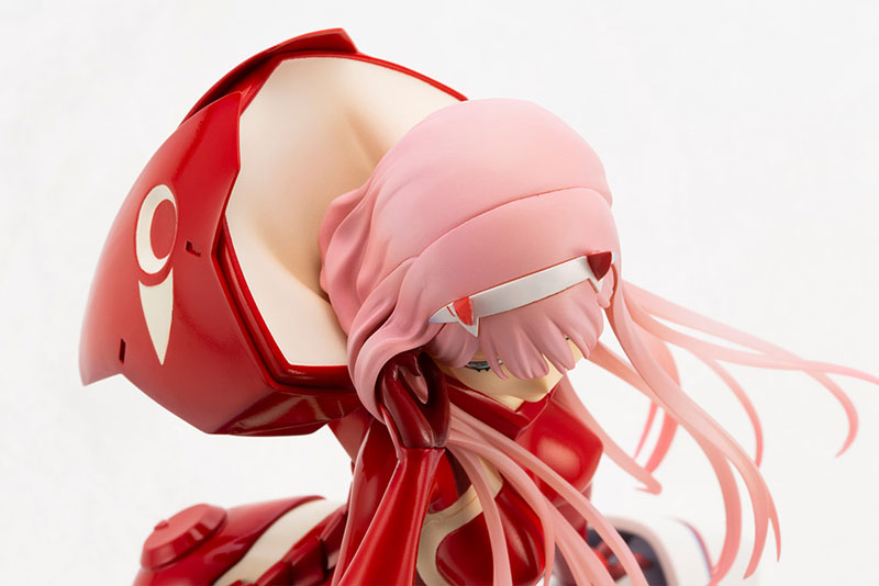 DARLING in the FRANXX Zero Two 1/7 Complete Figure - Miriam A Yassuda