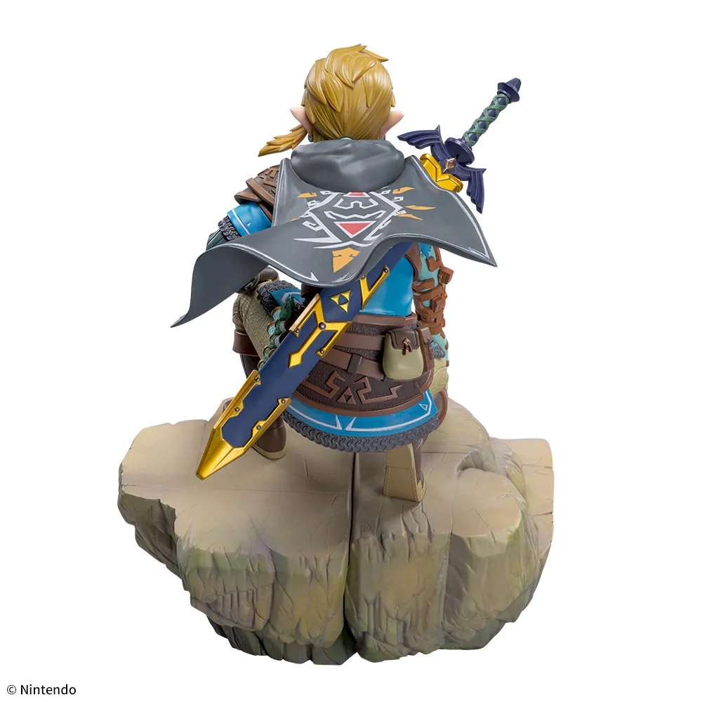 The Legend of Zelda: Tears of the Kingdom FIGURIZMa Link Figure