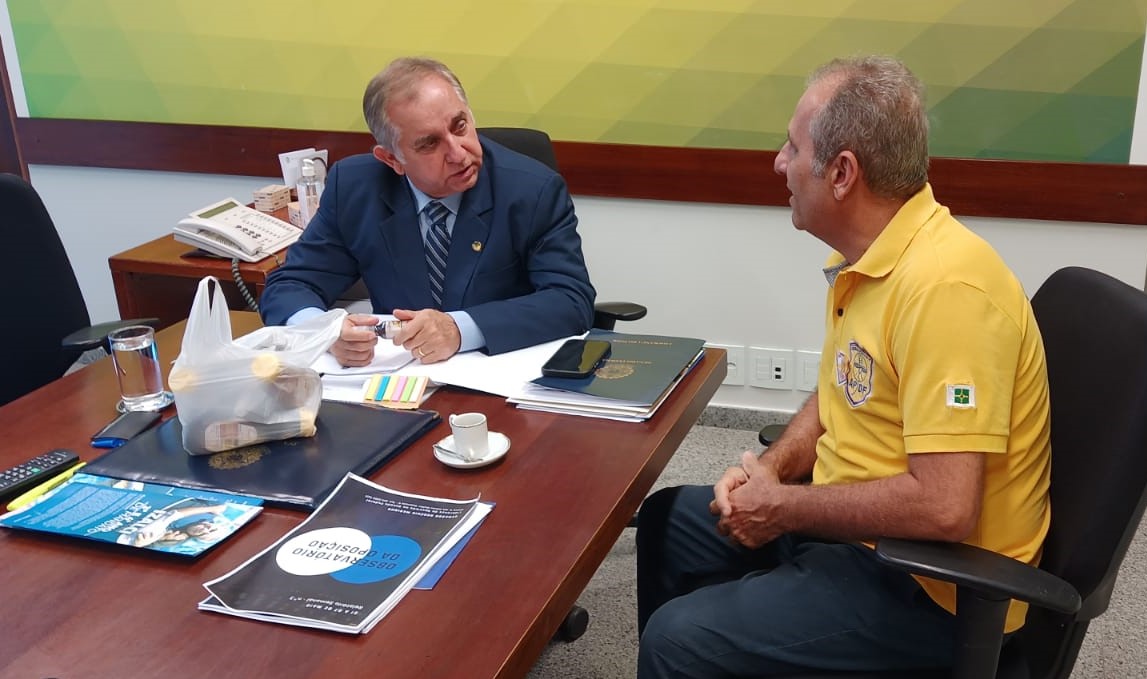 Senador Izalci Lucas PSBD/DF recebe Sérgio Farias em Brasília.