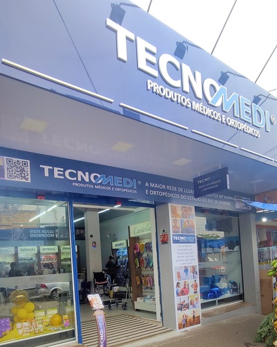 Fachada da loja Tecnomedi Santa Cruz na Rua Dom Pedro I, Zona Oeste do Rio de Janeiro