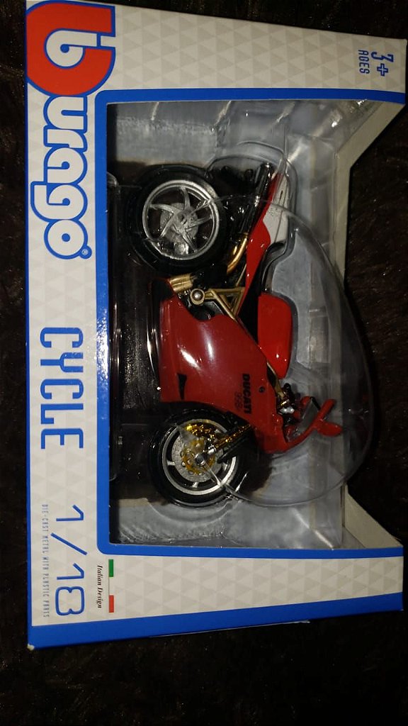 DUCATI 2018 MOTO GP 1/18 - Miniaturas colecionáveis para a sua loja
