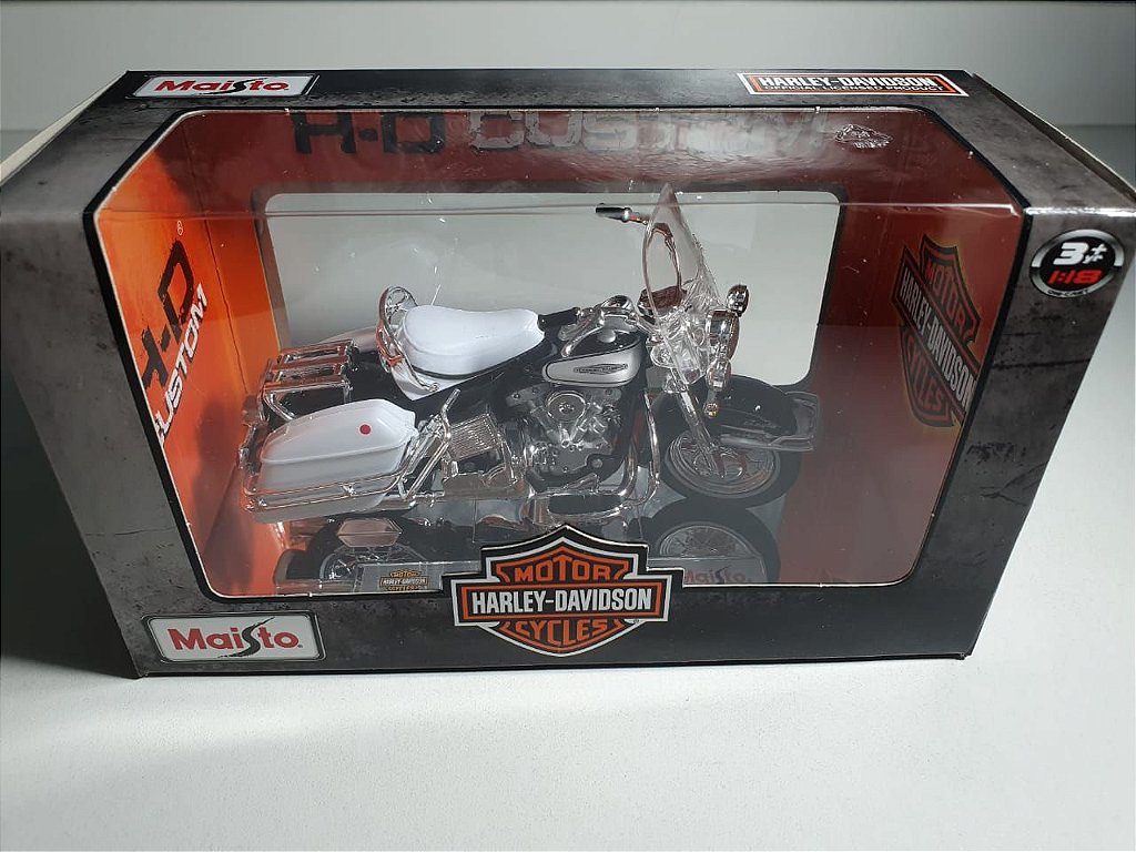 Miniatura Moto Harley-Davidson 1966 FLH Electra Glide Maisto 1:18 - Machine  Cult