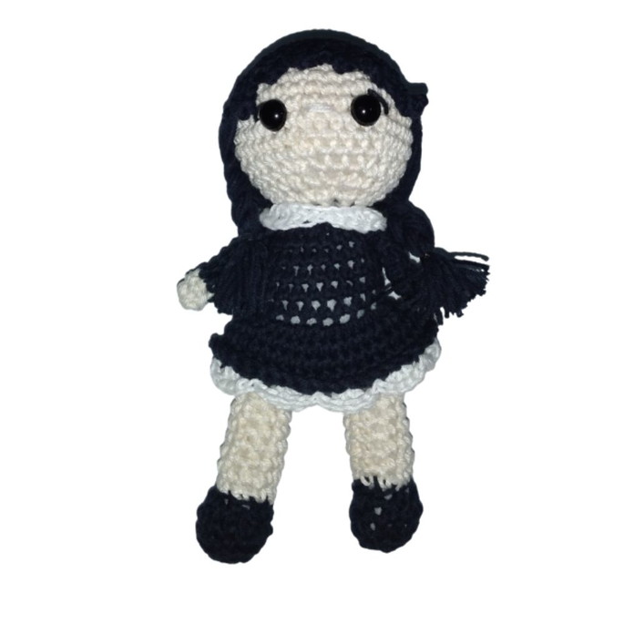 Wandinha Addams Amigurumi (brilha no Escuro)2