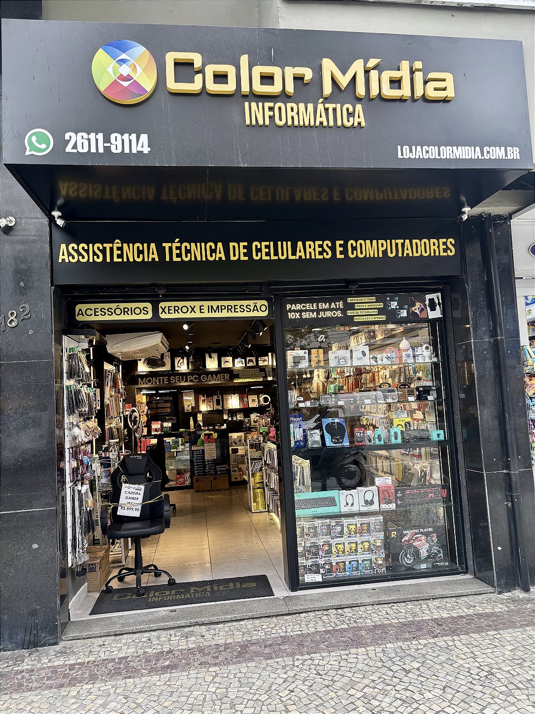 Fachada Loja 3 Color Mídia