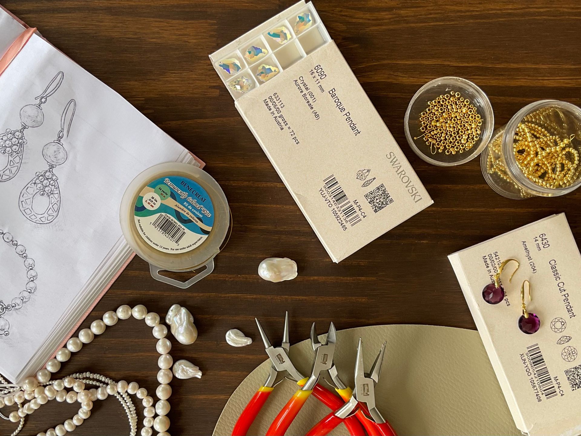 Joias únicas e artesanais