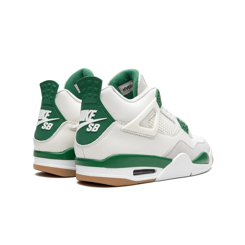 Tênis Nike Air Jordan 4 Retrô SB Pine Green - DR5415-103