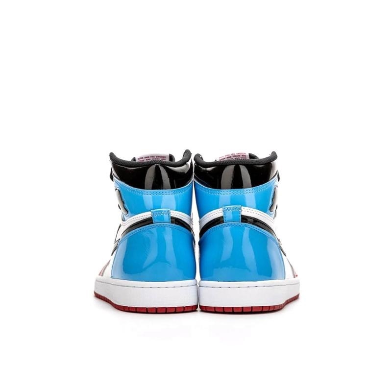 Tênis Air Jordan 1 Retrô High Fearless UNC Chicago - CK5666-100 - Sportline  Store