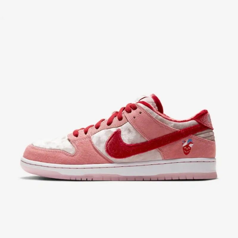 Tênis Nike SB Dunk Low StrangeLove Valentine's Day - CT2552 Tênis Nike SB Dunk Low StrangeLove Valentine's Day - CT2552