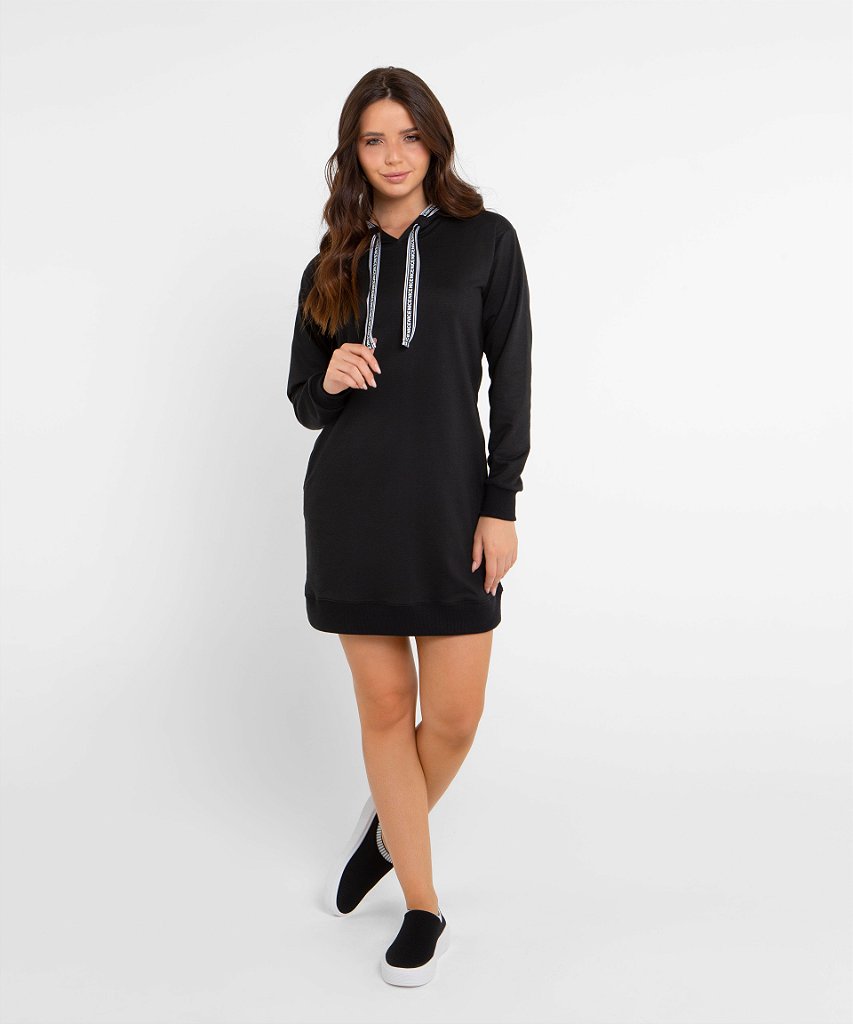 black dress with moletom com capuz