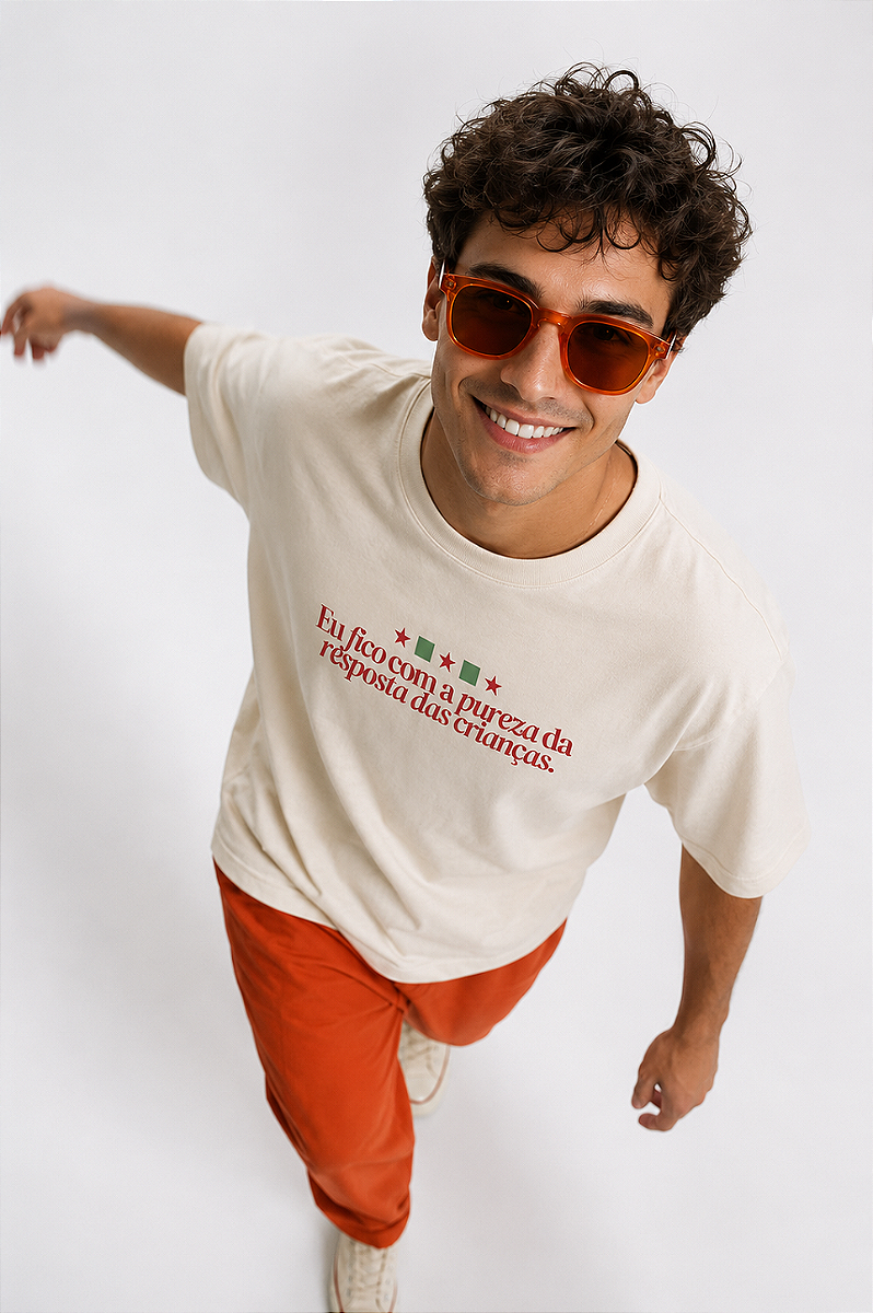 Camiseta Unissex Eu Acredito Nas Crianças