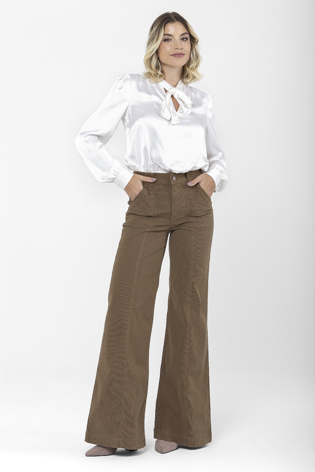 Calça Pantalona Sarja Cotelê Marrom - Faro
