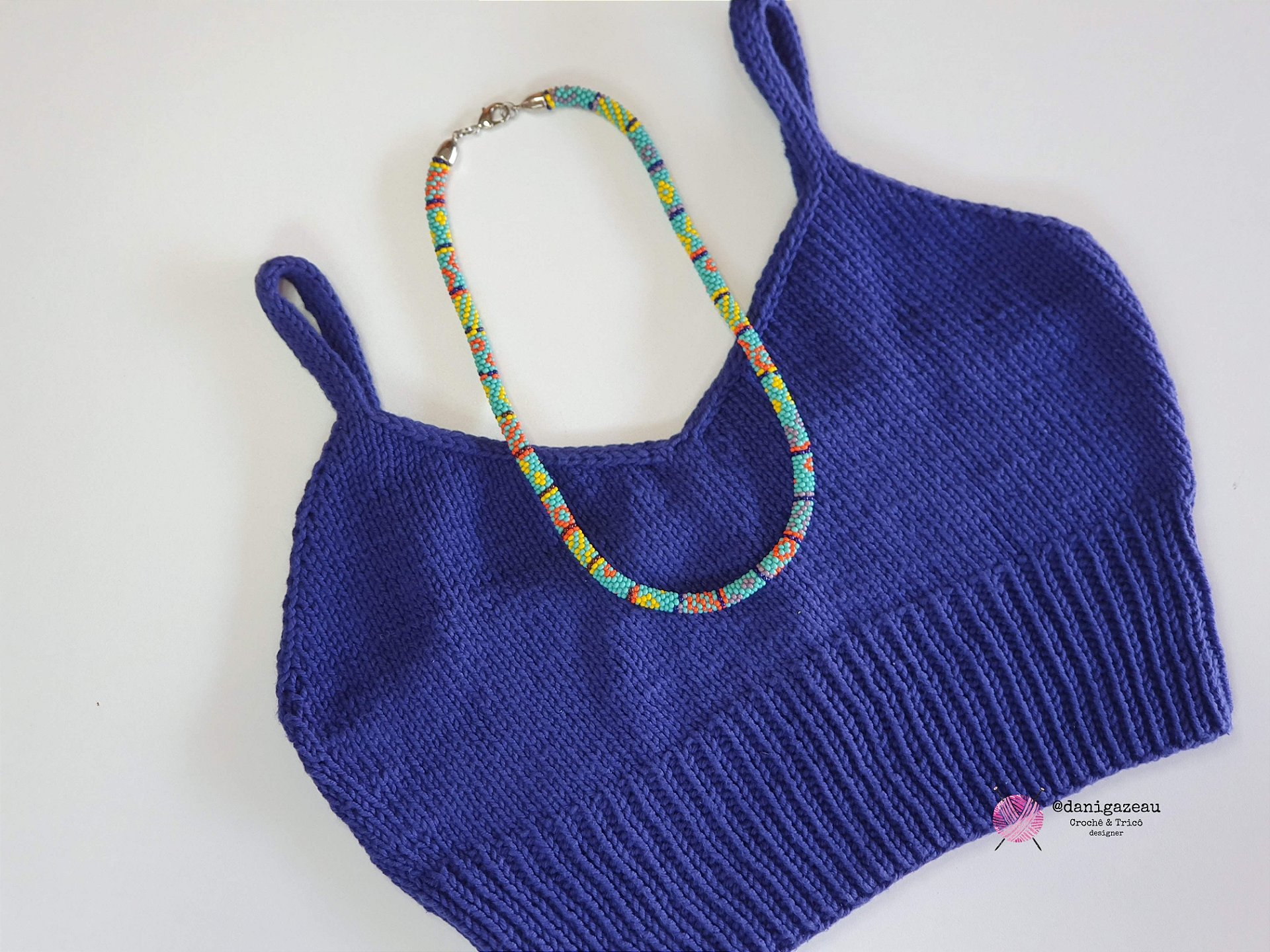 Colar de croche de micanguinhas patchwork 6a