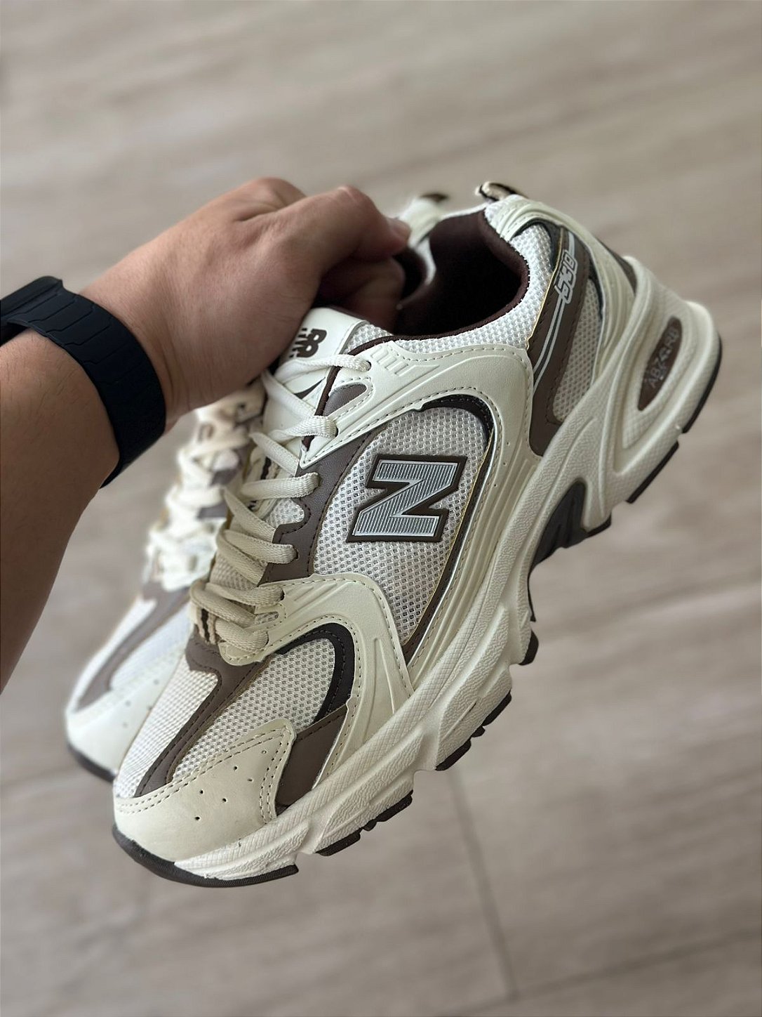 NB 530 Preto e Branco