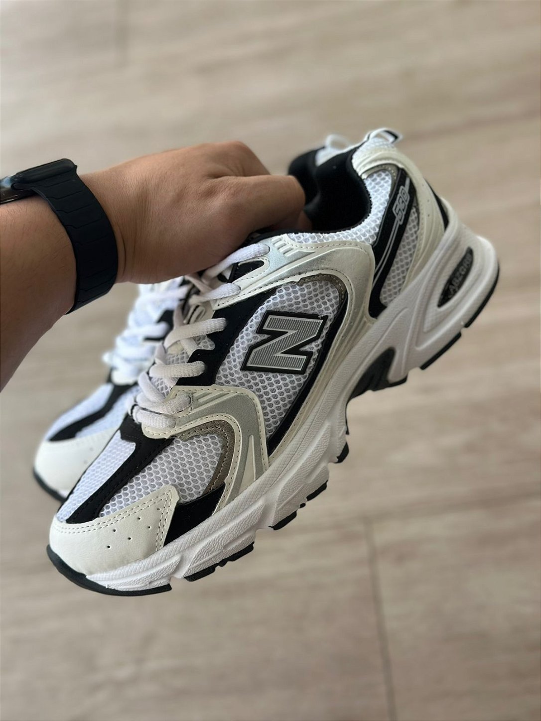 NB 530 Preto e Branco