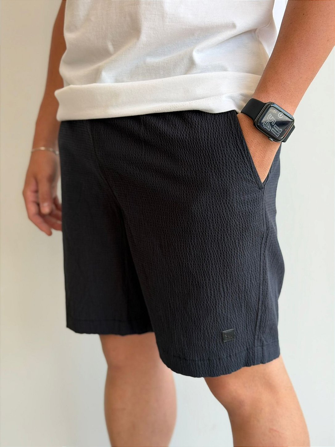 Bermuda Acostamento Linho – vista lateral