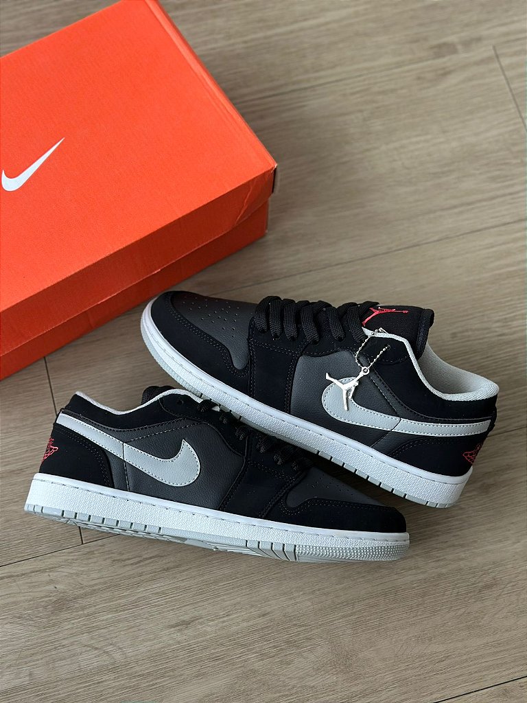 JORDAN 1 LOW PRETO/ CINZA - WC SHOES