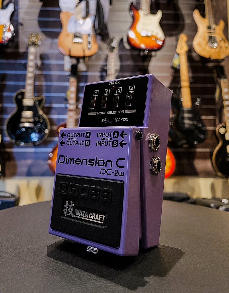 Pedal P/ Guitarra Boss Dc 2 W Dimension - Guitar Music Shop
