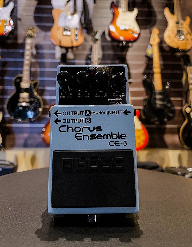 Pedal P/ Guitarra Boss Ce 5 Chorus Ensemble - Guitar Music Shop