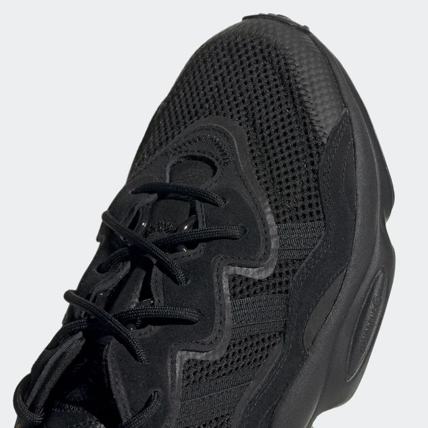 adidas ozweego preto