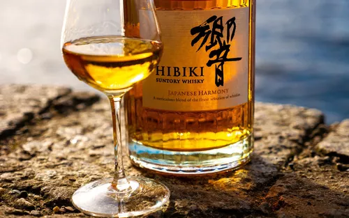 HIBIKI HARMONY - 700ML - Bebida In Box