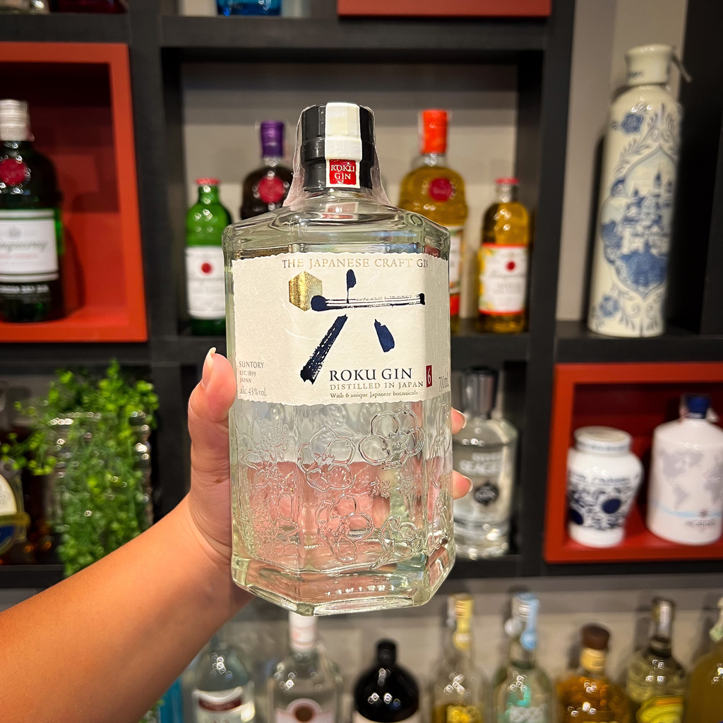 ROKU GIN - 700ML - Bebida In Box