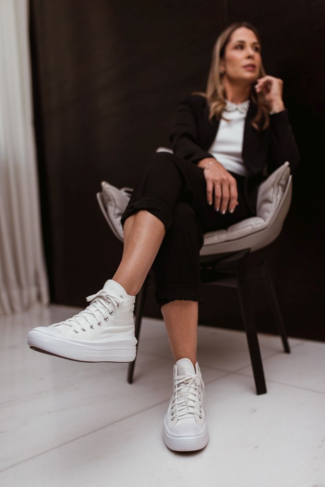 Tênis Converse Chuck Taylor All Star Move Cano Alto Feminino Bege / Branco