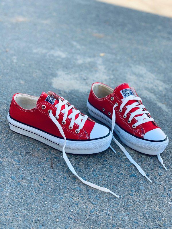 all star vermelho cano baixo feminino