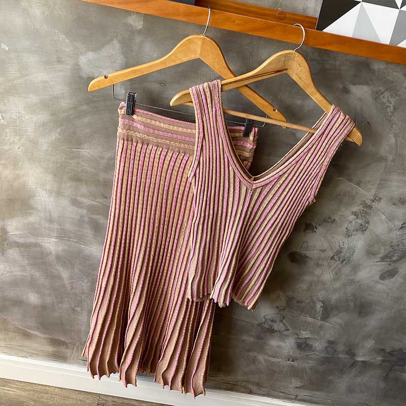 saia plissada midi tricot