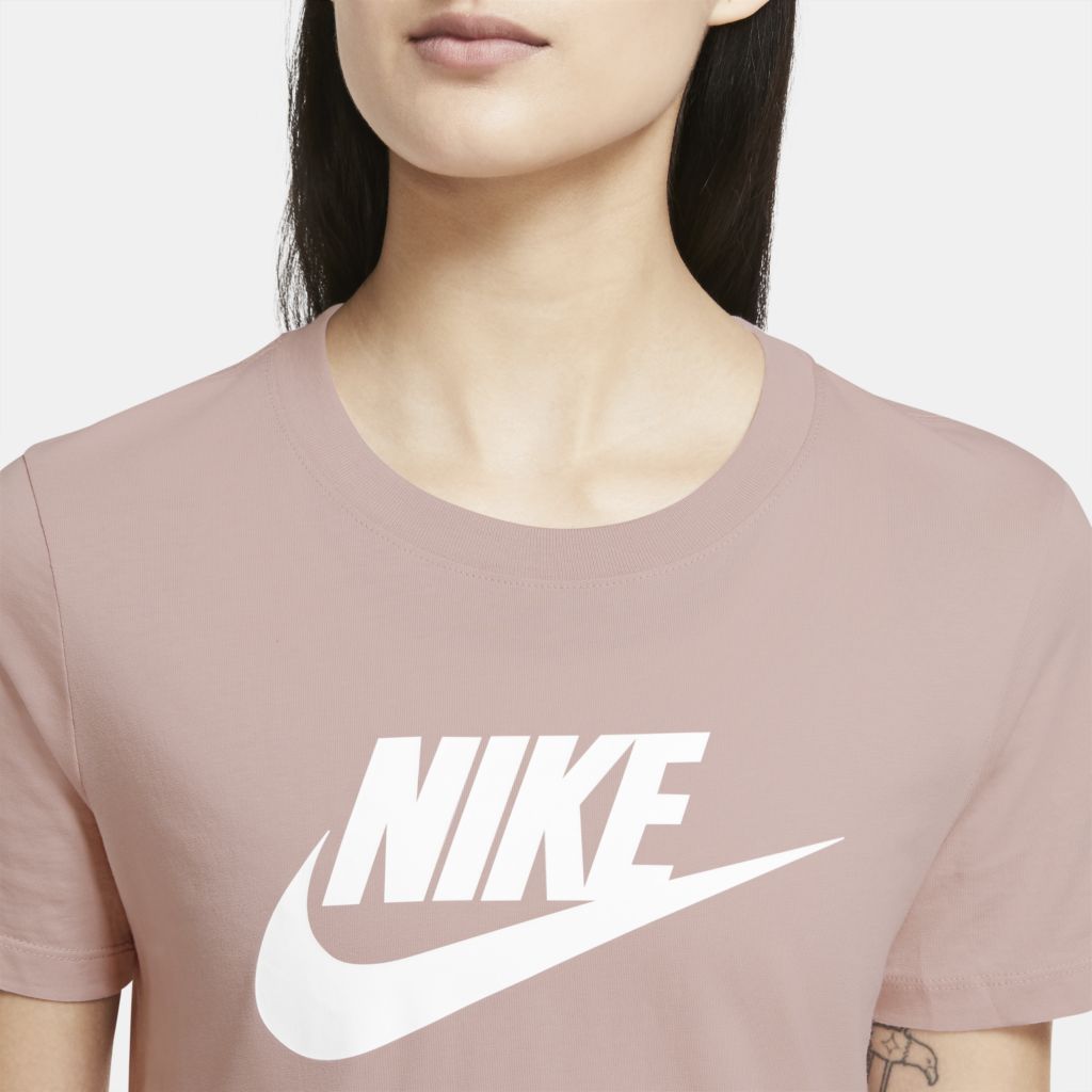 Camiseta Nike Sportswear Essential Feminina - Carmesin Store