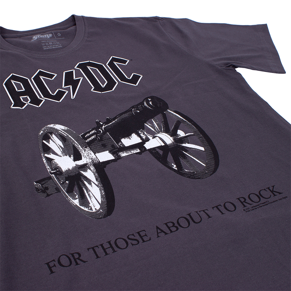 Camiseta ACDC For Those About to Rock Chumbo - COMEÇOU A BLACK