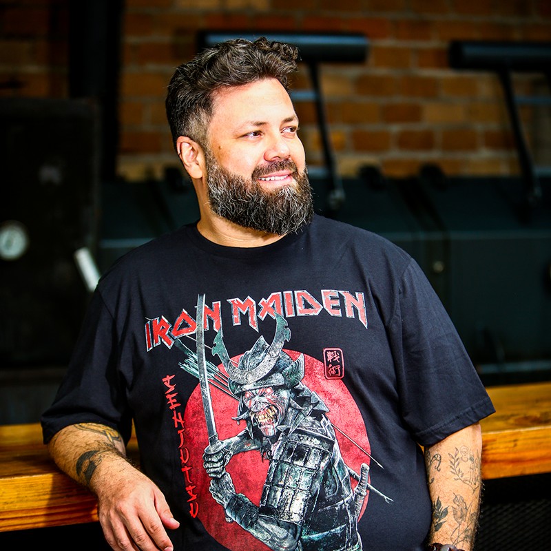 Camiseta Plus Size Iron Maiden Senjutsu Samurai Preta - HO HO ROCK