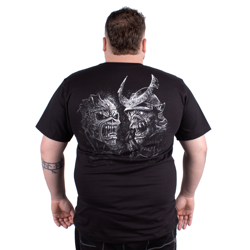 Camiseta Plus Size Iron Maiden The Trooper Vs Senjutsu - Preta