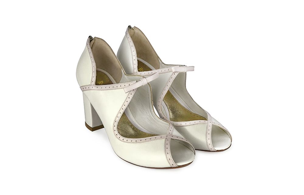 sapato daminha off white