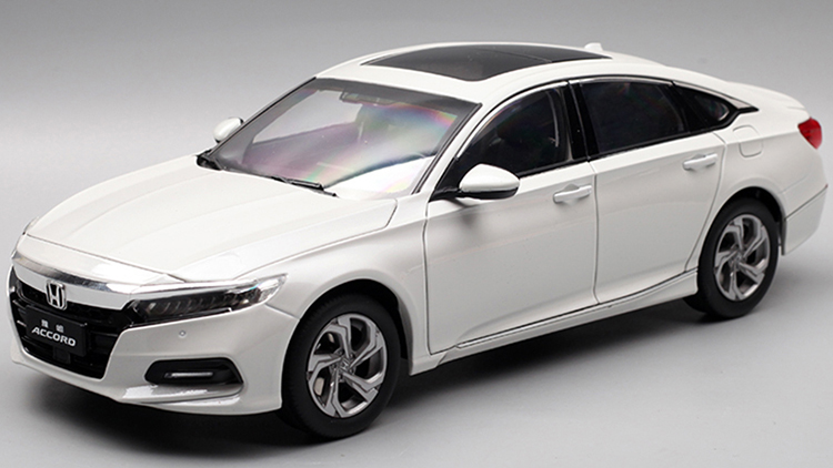 Honda Accord 1/18スケールモデルミニカー Honda Accord 1/18スケールモデルミニカー 1/18 Honda Accord Model